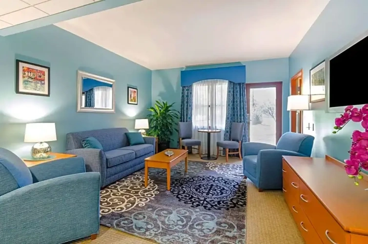 Double Suite