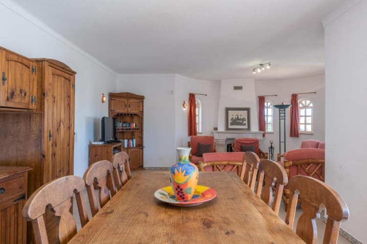 3 Bedrooms Cottage