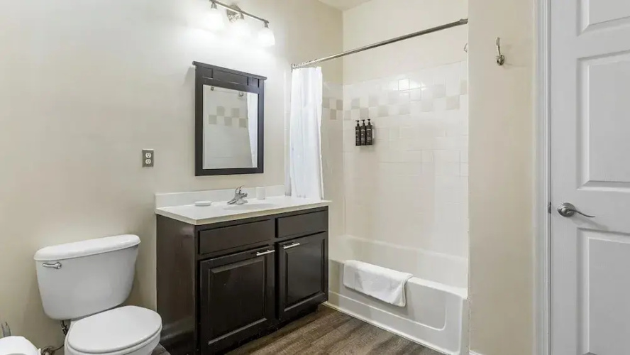 Landing Apartments Eagleville - Valley Forge
