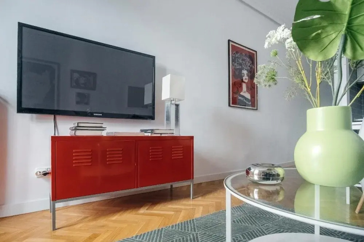 Iakai Homes Antonioni