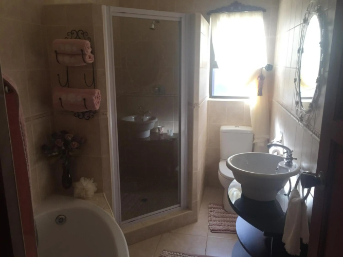 Casa Alegre Guesthouse
