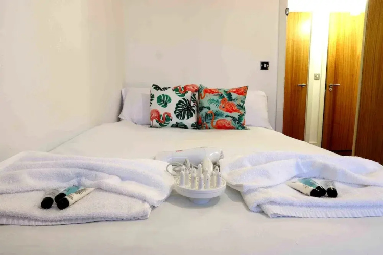 Fiveways City View Apartment