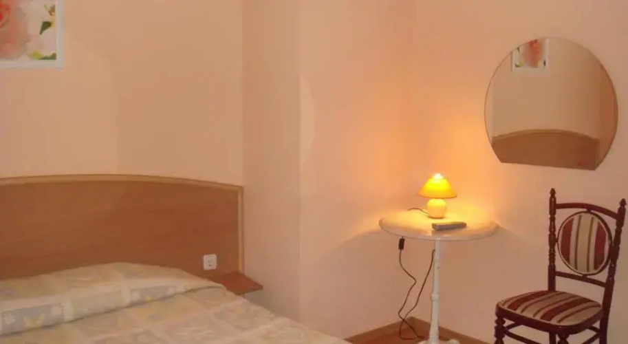 Ognian Apartments