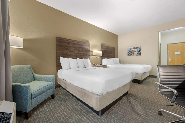 Standard Quadruple room