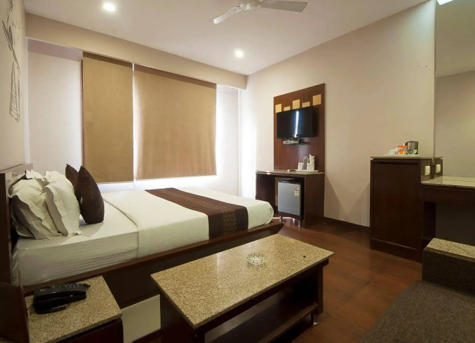 Hotel Basera