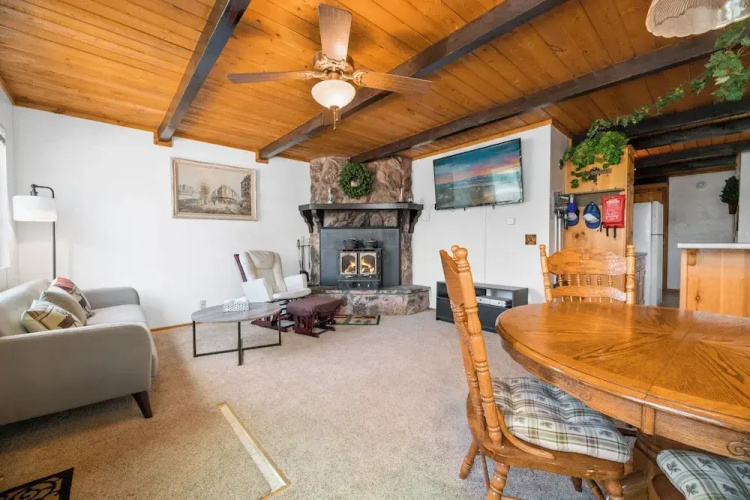 Lazy Bear Cabin
