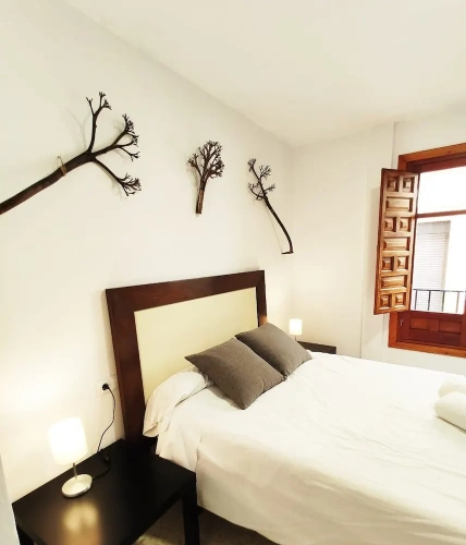 3 Bedrooms Apartment