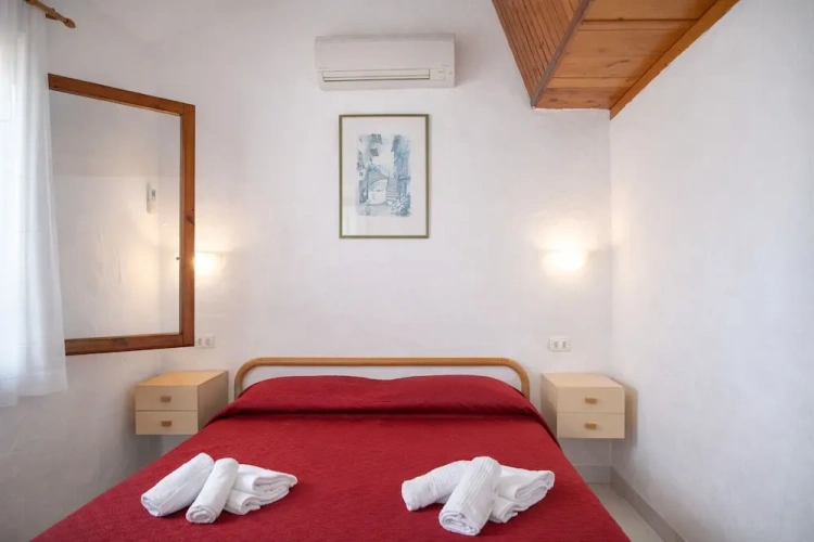Twin Attic Apartment