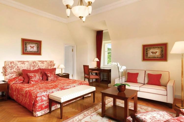 Deluxe Double room with garden view