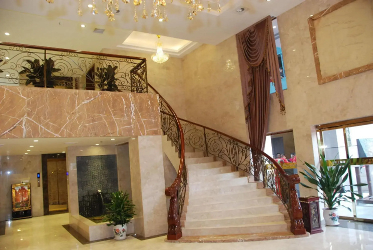 Great Wall Hotel