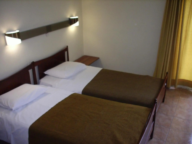 Claridge Hotel