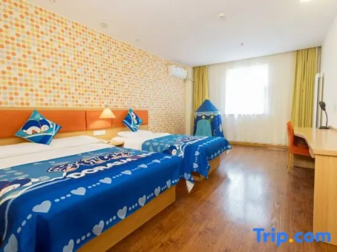 Standard Twin Family room