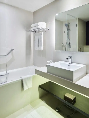 1 Bedroom Standard Double room with balcony