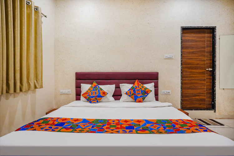 Fabhotel Sukh Vilas