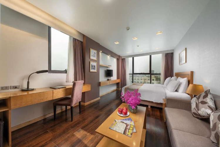 Parkside Sunline Hotel