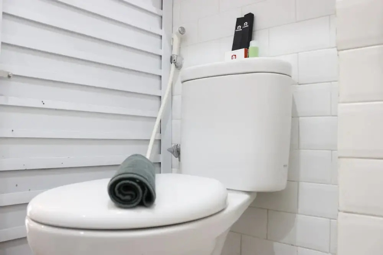 Classic and Comfy 2BR @ Gateway Pasteur Apartment