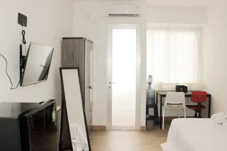 Comfy And Tidy Studio At Riverview Jababeka Apartment