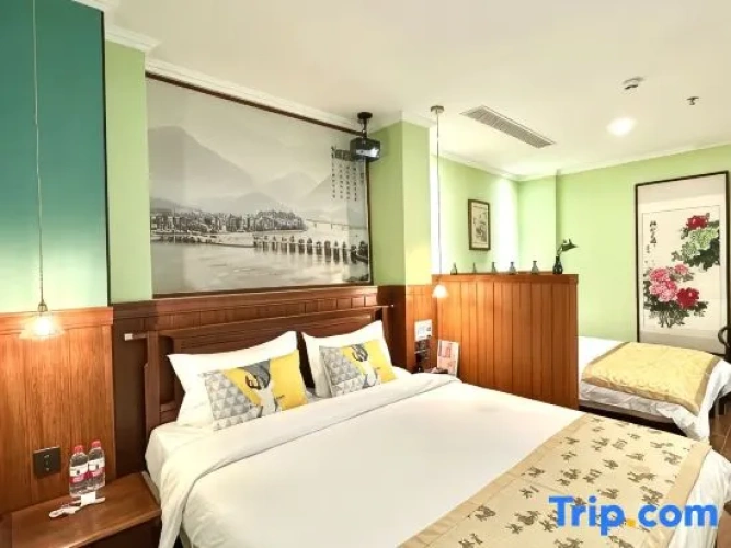 Standard Sextuple room
