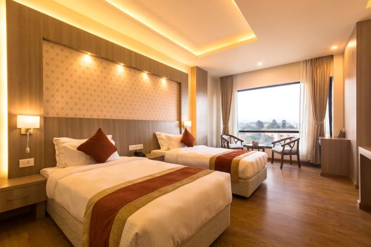 Hotel Golden Plaza