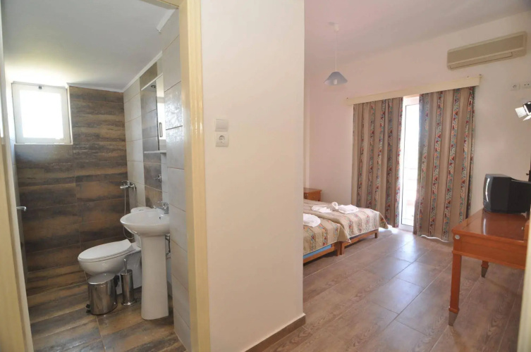 Hollywood Suites