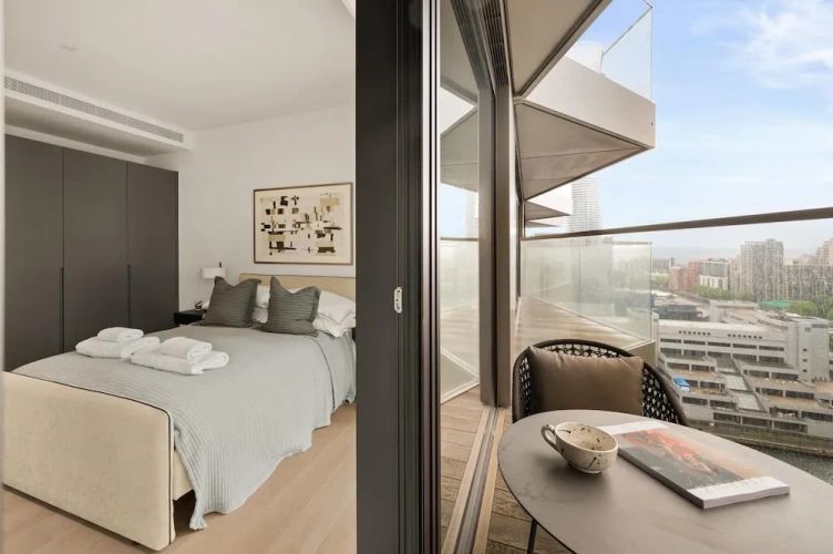 2 Bedrooms Apartment