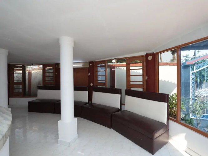 OYO 16977 Megha Resort