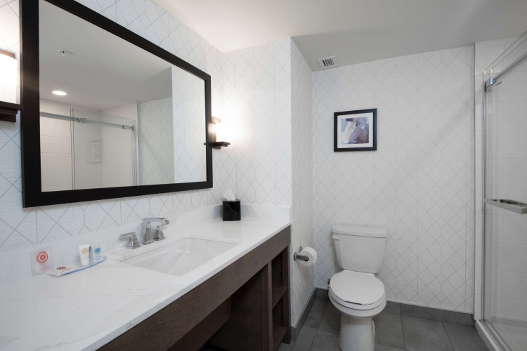 Comfort Inn & Suites photo 9