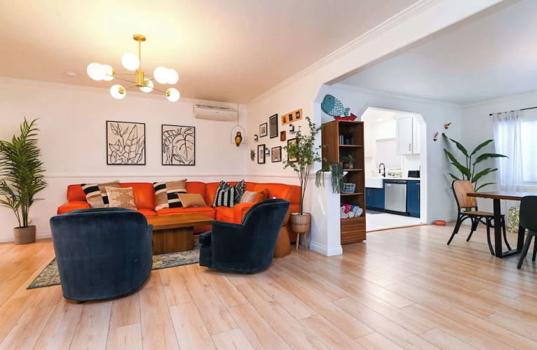 Immaculate 3bdr Private Bungalow, Walk To Beach! - Los Angeles, CA
