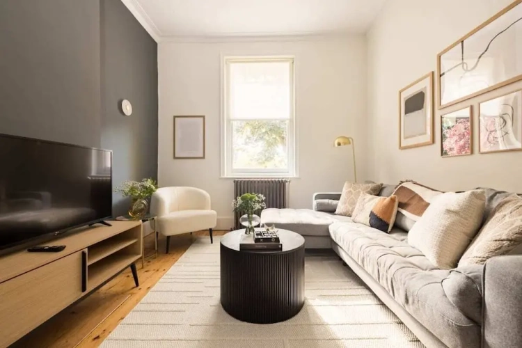 2 Bedrooms Cottage