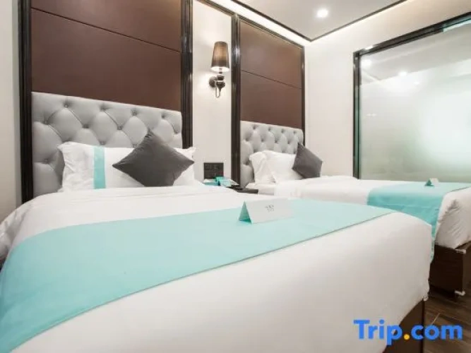 Deluxe Family Suite
