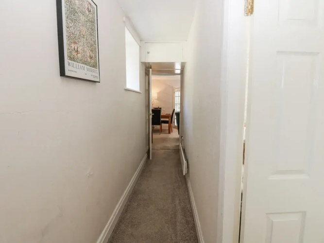 Joyces Cottage, 2 Brown Hill