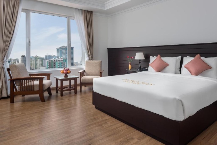 Superior Double room with city view