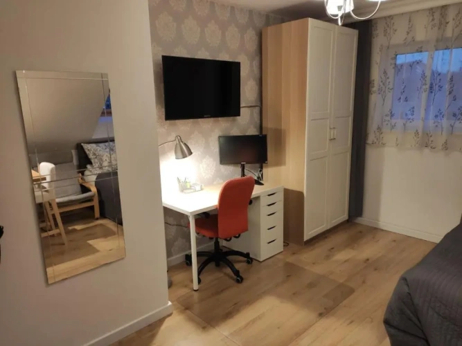 Deluxe Studio