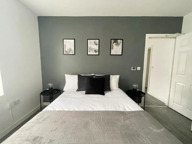 Flat 2 Hagley Road