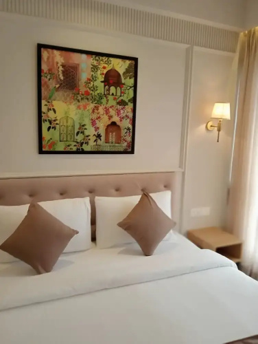 Hotel Mumbai House Mindspace Malad