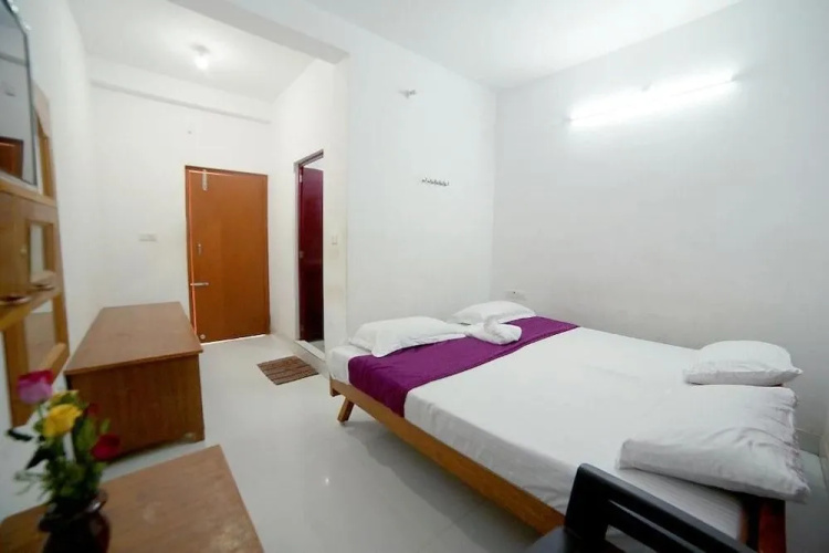 Nandika Residency Hotel