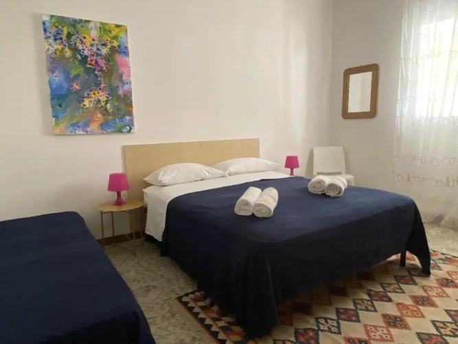 4 Bedrooms Cottage