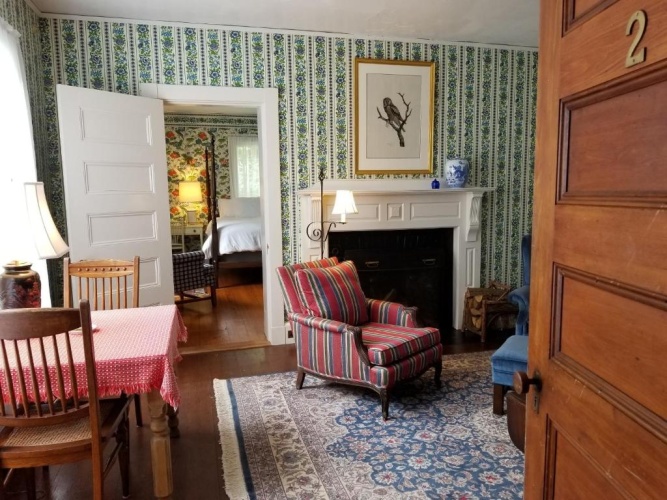 Deluxe Double Suite