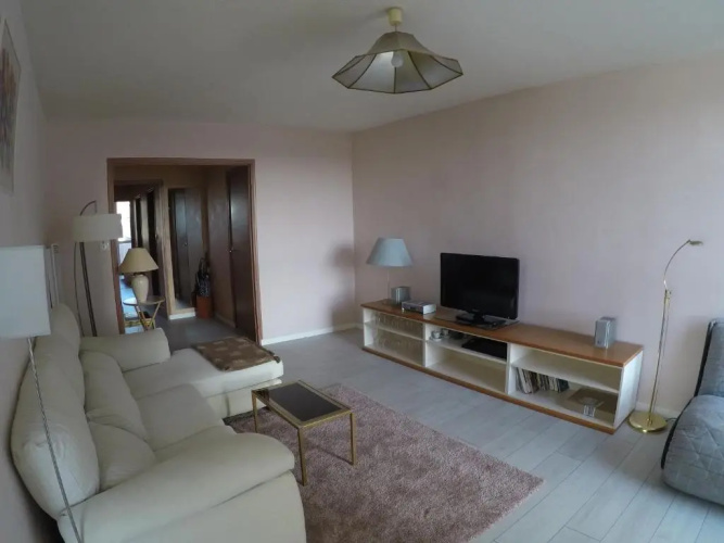 Appartement 4p 70m2 plein centre avec parking