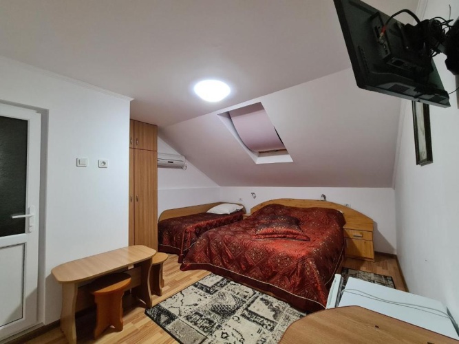 Classic Triple room