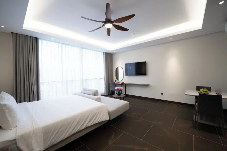 Eli Living Apartment