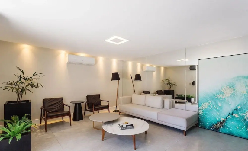 Elus - Building With Rooftop Pool 350m From the Beach!