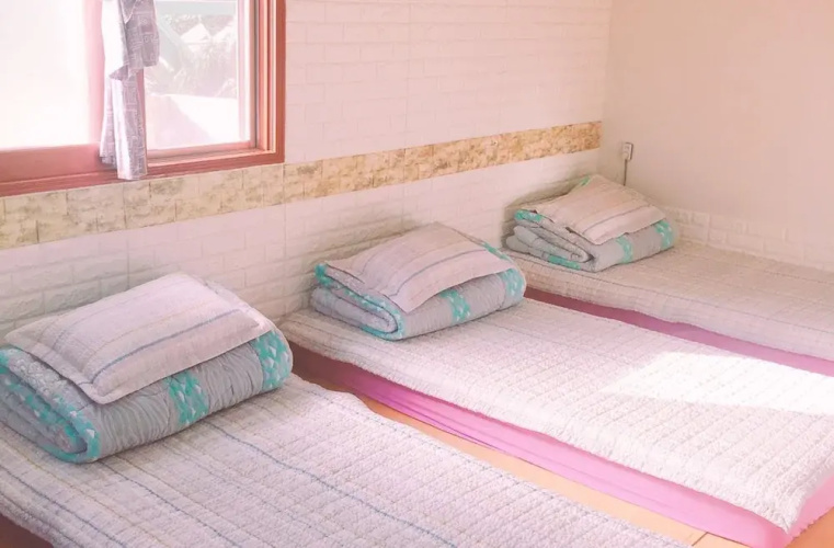 Jeju Oreum Guesthouse