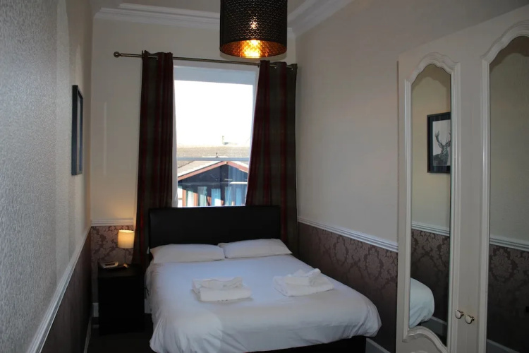 Ardmillan Hotel