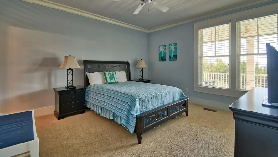 109 Lehman 5 Br home by RedAwning