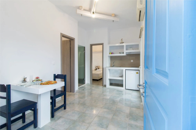 Colosseo Studios & Apartments