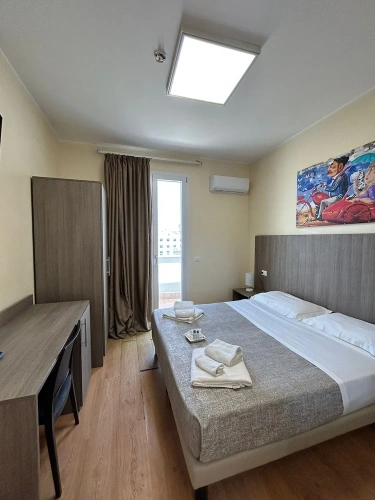 Standard Triple room with balcony