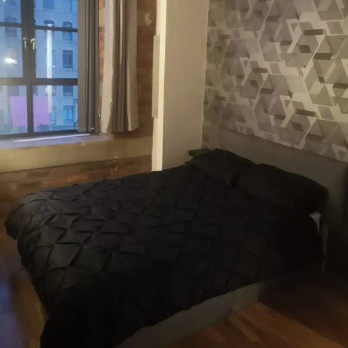 1 Bed Flat - Sleeps 2 - Parking - Wifi