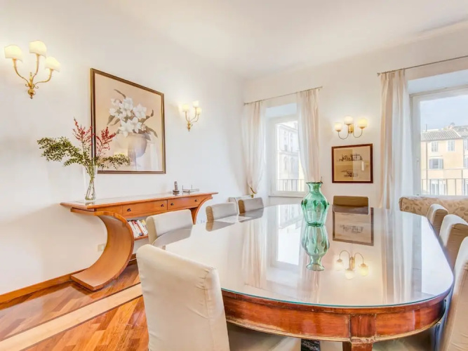 RSH Bernini Luxury Panoramic Apartment