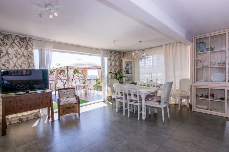 HomeHolidaysRentals Delphi